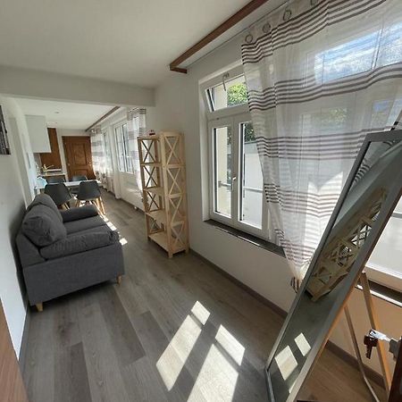 Moderne Einzigartige Wohnung In Altdorf Exteriör bild