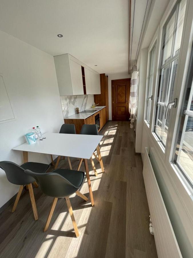 Moderne Einzigartige Wohnung In Altdorf Exteriör bild
